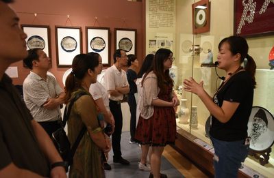 【走進(jìn)工美館 走進(jìn)非遺館】全國(guó)各廳局文化產(chǎn)業(yè)處工作人員 參觀山西省工藝美術(shù)館、山西省非物質(zhì)文化遺產(chǎn)展示館