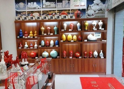 德化瓷藝(中國(guó)龍瓷)云南紅河品牌營(yíng)銷中心開(kāi)業(yè)-德化網(wǎng)-德化網(wǎng)-德化綜合信息門戶